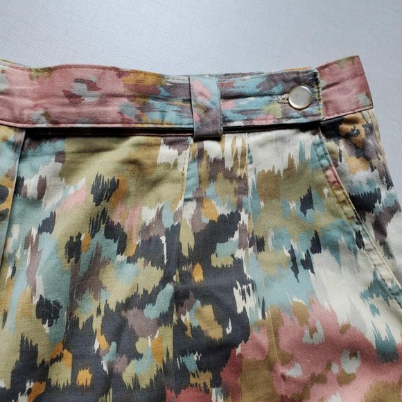 Vintage USA Made Colourful Pastel Abstract Cotton Bermuda Shorts - Picture 4 of 15